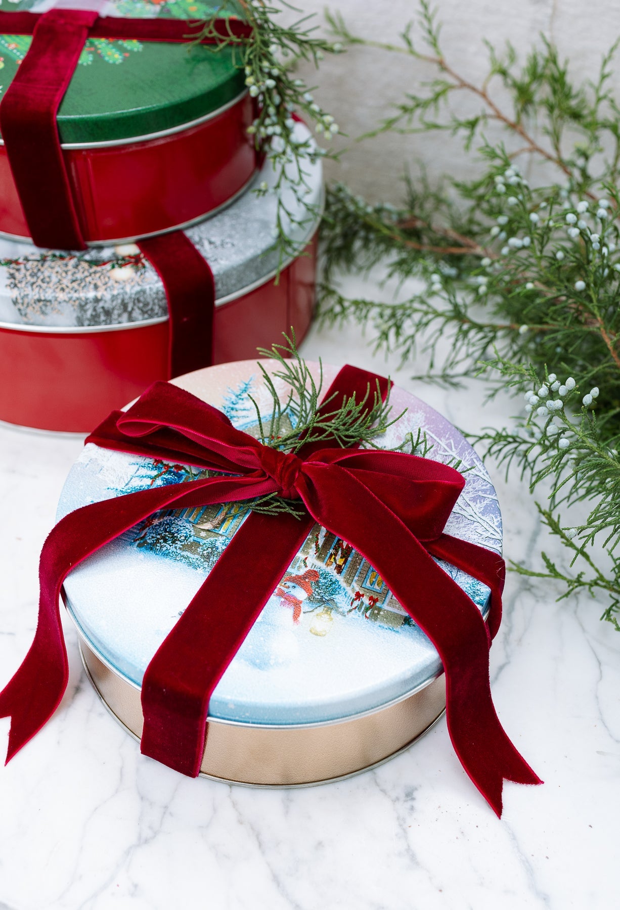 Red Snowflake Four Flavor Holiday Tin - Killer Pecans